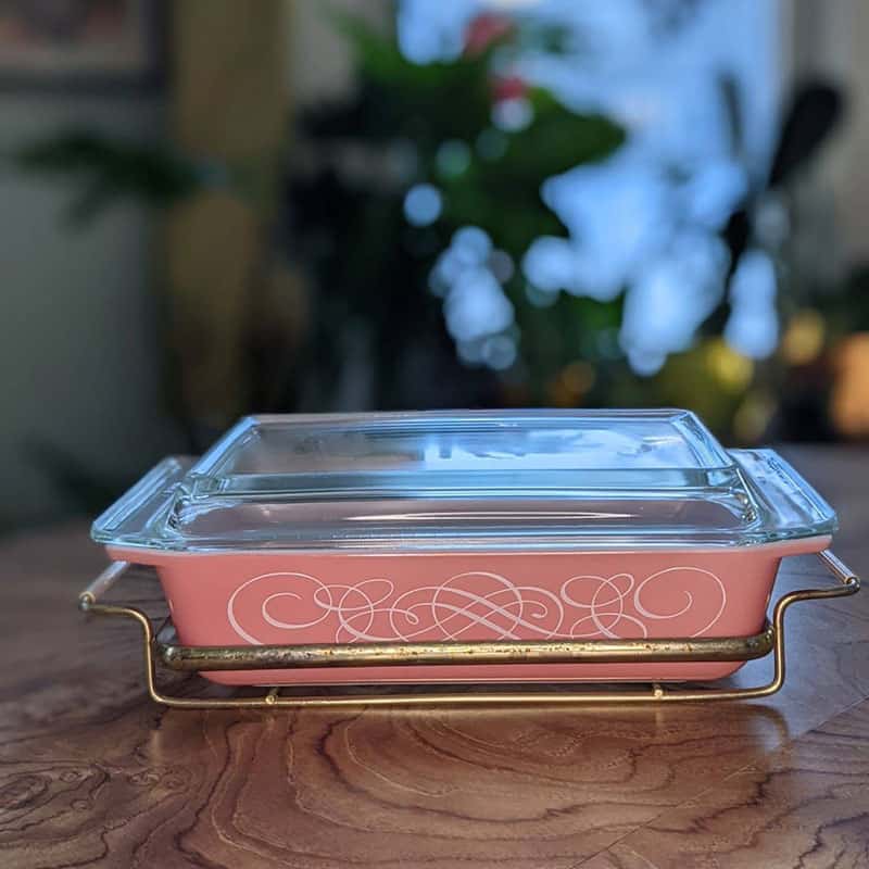 Pyrex Pink Scroll Casserole Baking Dish 575-B with lid and cradle