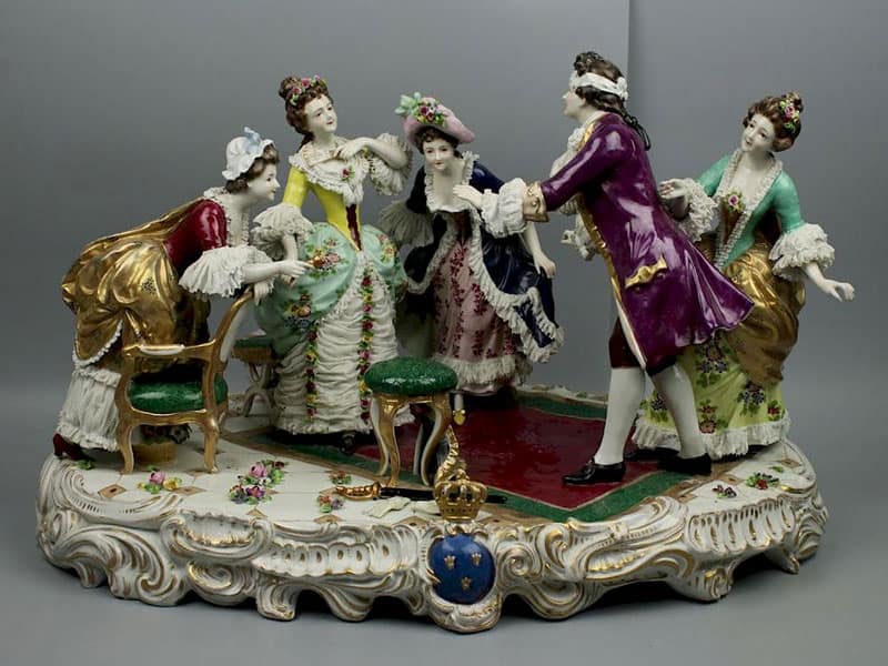 Antique-Figurines---Dresden-Lace-Figurine