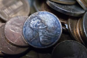 The Mystery Of The 1982 Penny No Mint Mark Weighing 3.1 Grams
